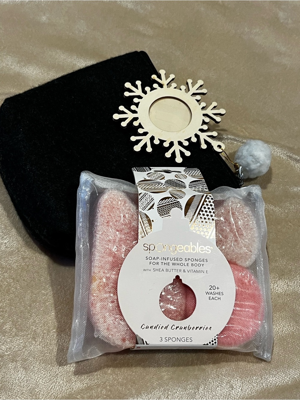 Spongables Candied Cranberries Body Buffer Holiday Bundle w/ Felt Bag & Ornament
